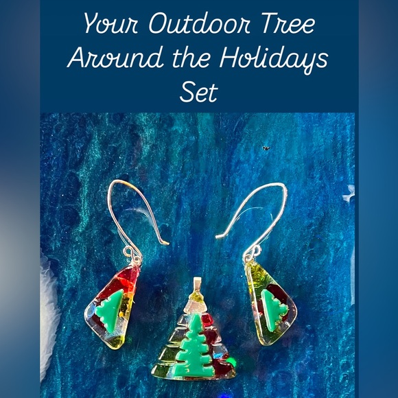 Bonnie’s Bling One Of A Kind Fused Glass Jewelry and Accessories to Wear. - Picture 10 of 15